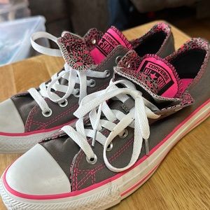 Women’s Converse All star, size 9